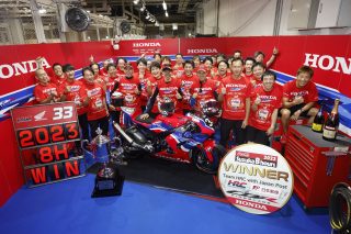 2023suzuka8hrs_teamhrc-with-japan-post_ak31620