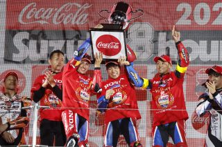 2023suzuka8hrs4_podium_ak40734