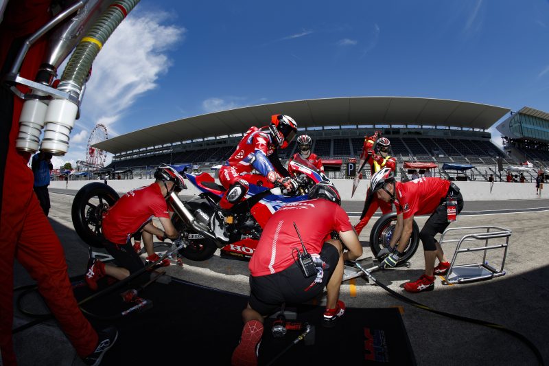 Team HRC with Japan Post Sets 2 Min 7s Lap in Suzuka 8 Hours Stint-length Test
